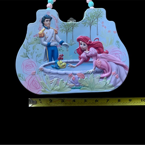 Bundle ⚡️3/$20 Disney tin purse - Picture 8 of 8